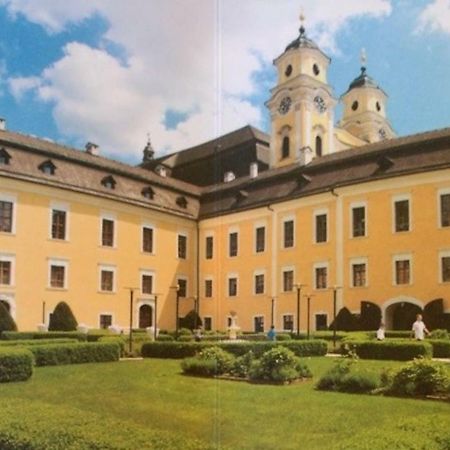 Wohnung Schloss Мондзее Экстерьер фото